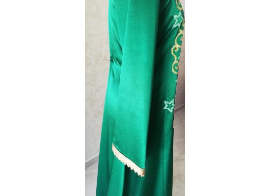 ثوب تطريز نسائي